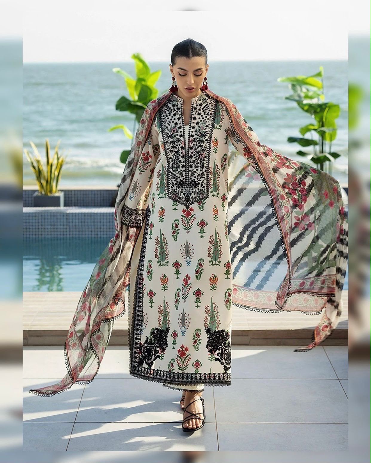 Shamooz Silk Digital Printed 3pc - Design 09