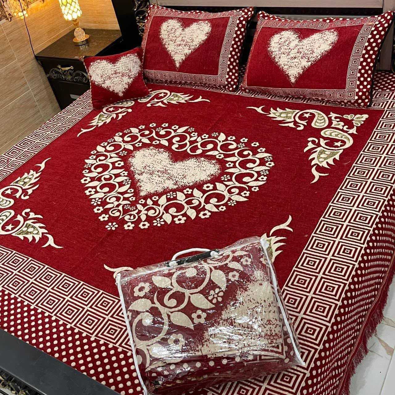 4pc Velvet Jacquard Bedsheet King Size - Design 01