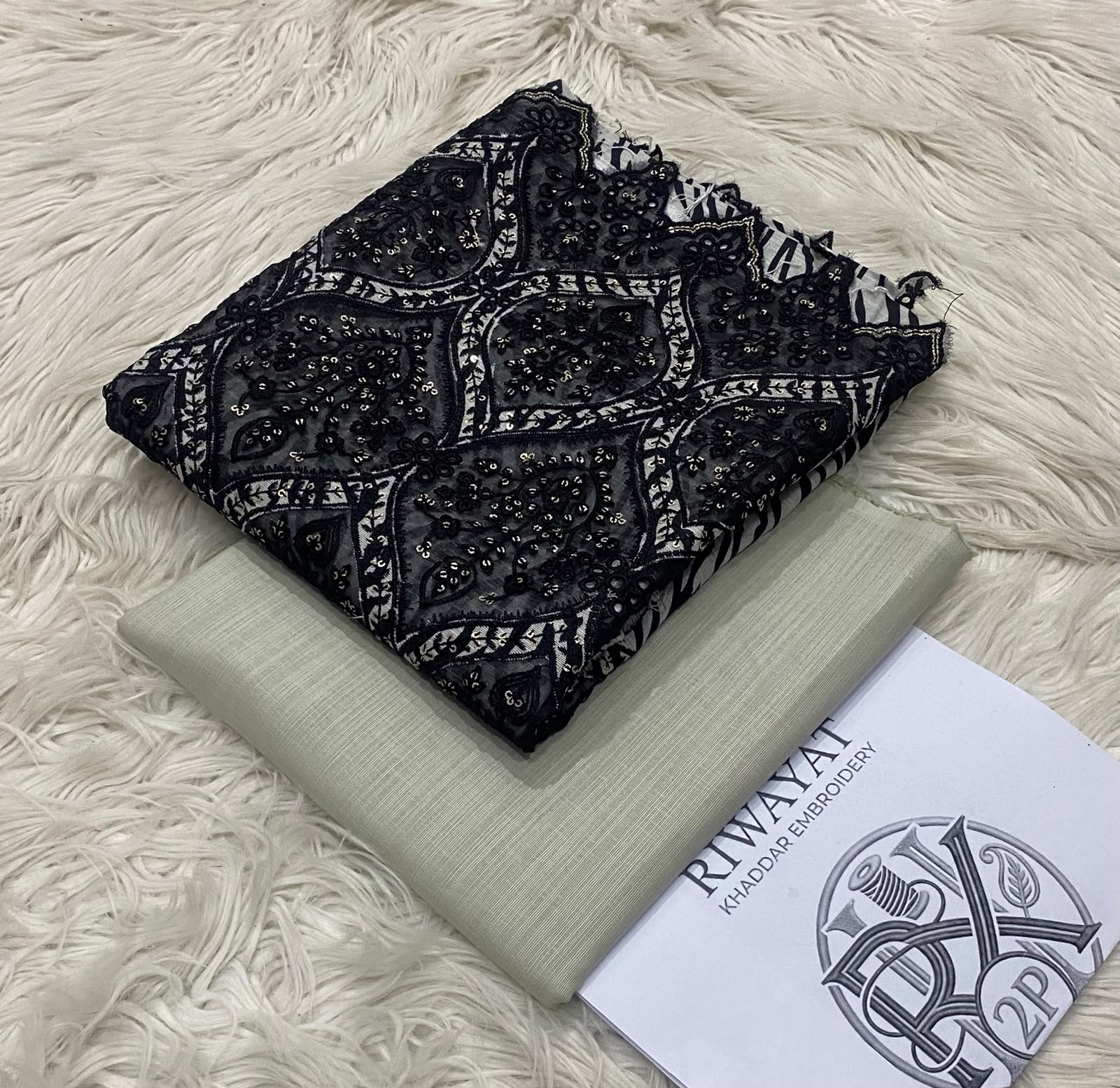 Riwayat Khaddar 2pc 2027 Original - Black Grey