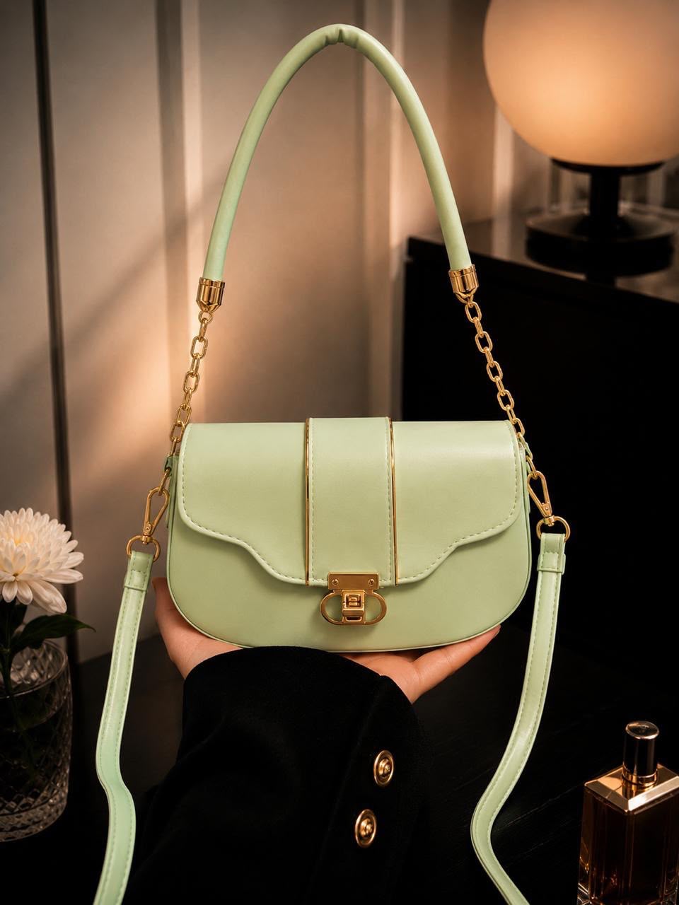 Elegant Shoulder Bag with Gold Detailing - DESIGN 01