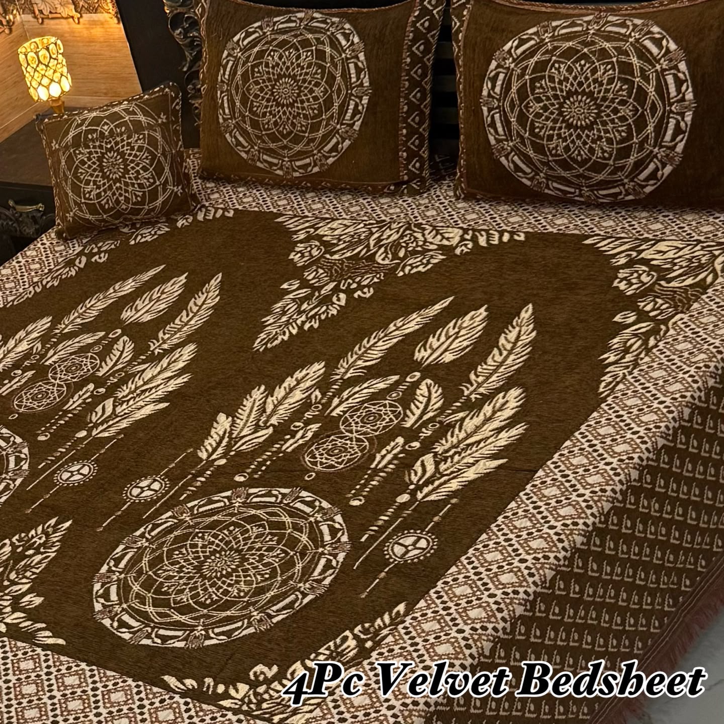 4pc Velvet Jacquard Bedsheet King Size - Design 32