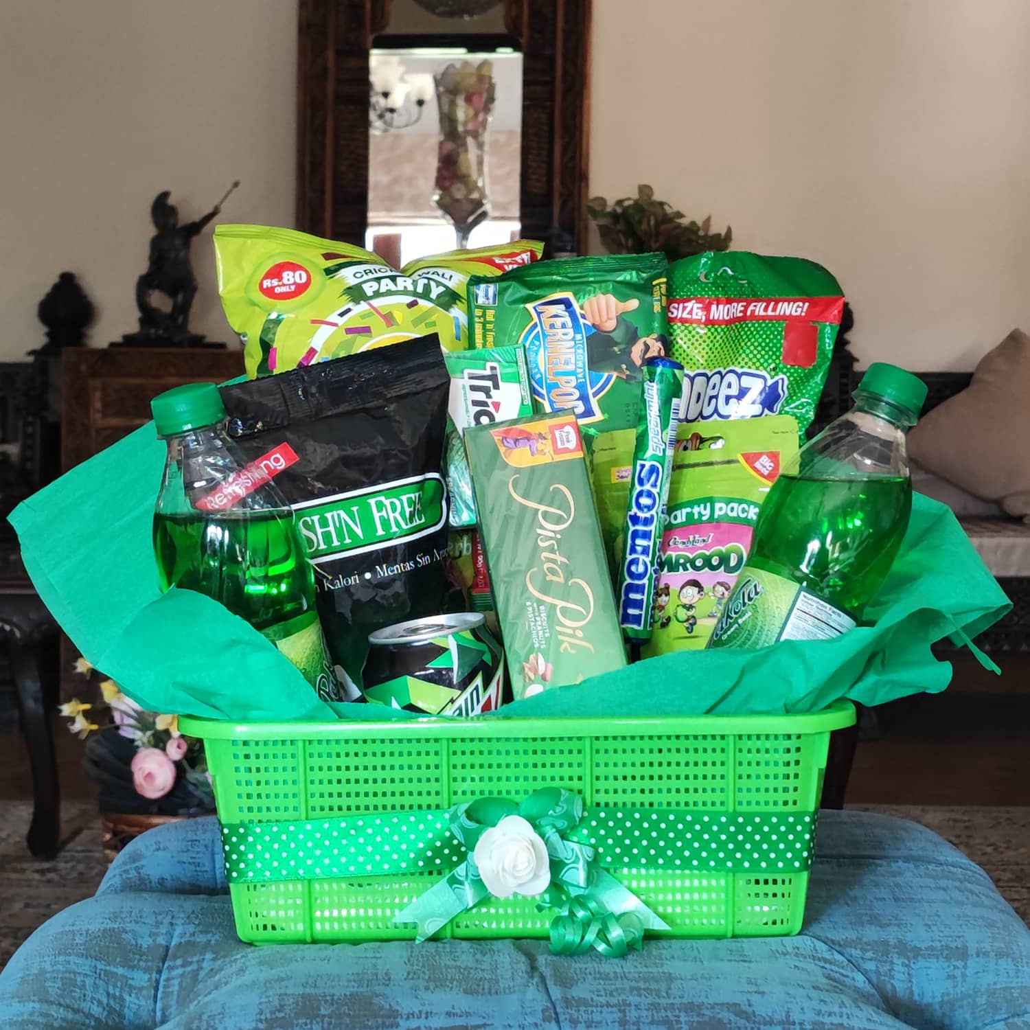 Premium Green Snack Hamper
