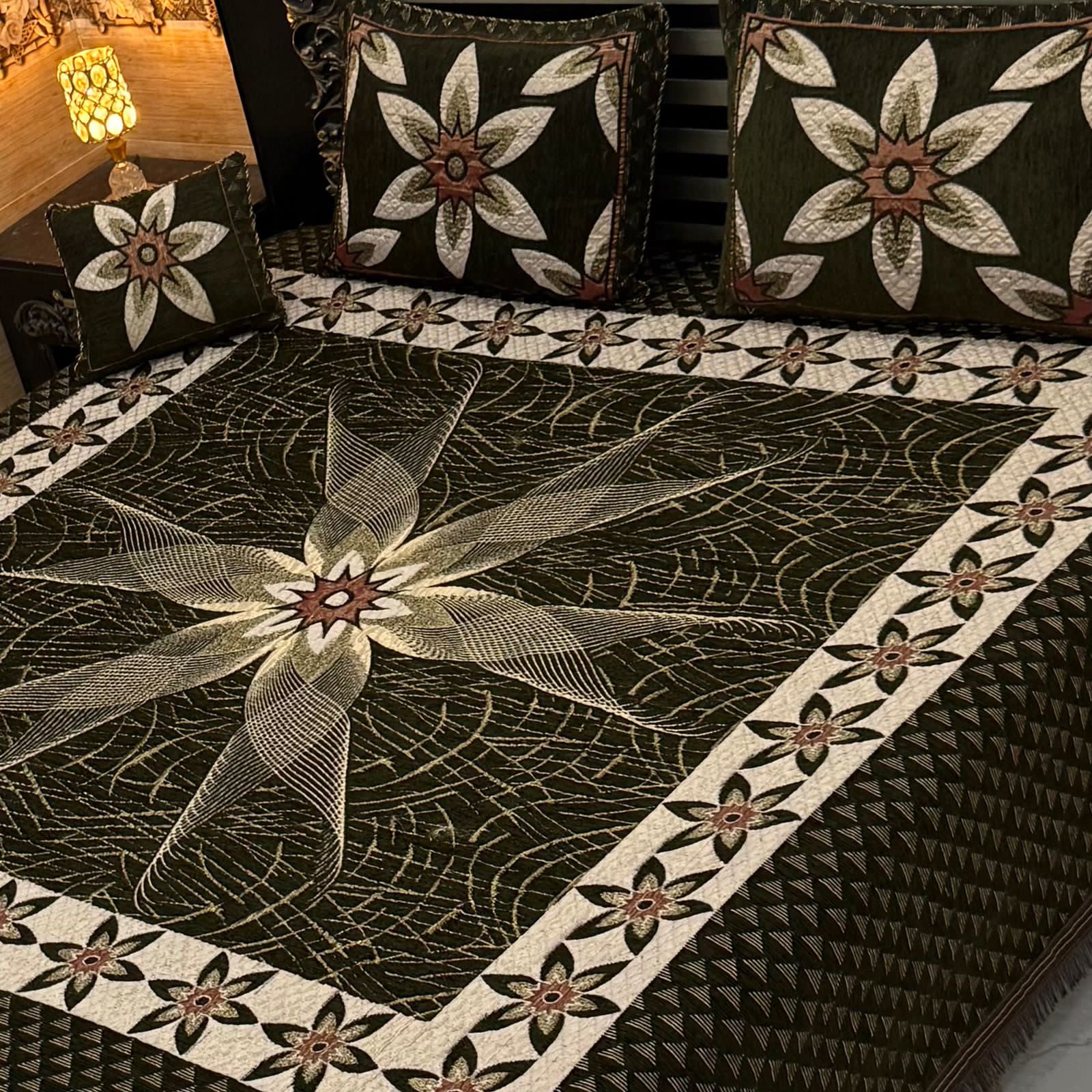 4pc Velvet Jacquard Bedsheet King Size - Design 22