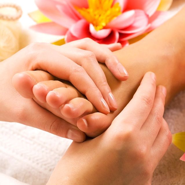 Thai Foot Massage At The RainTree Spa