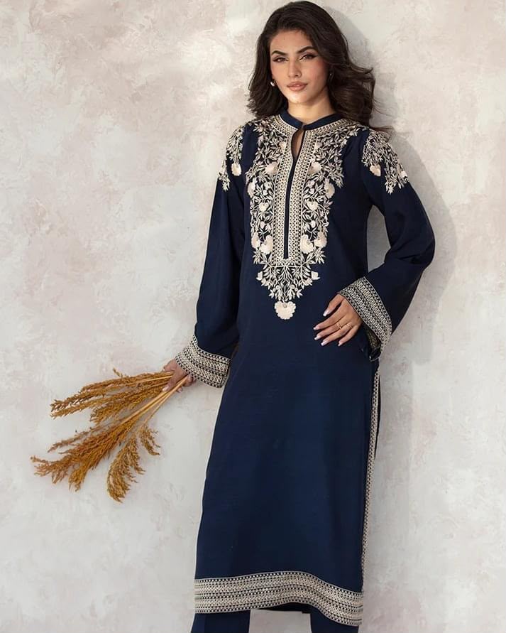 Dhanak Embroidered 2pc - DESIGN 18